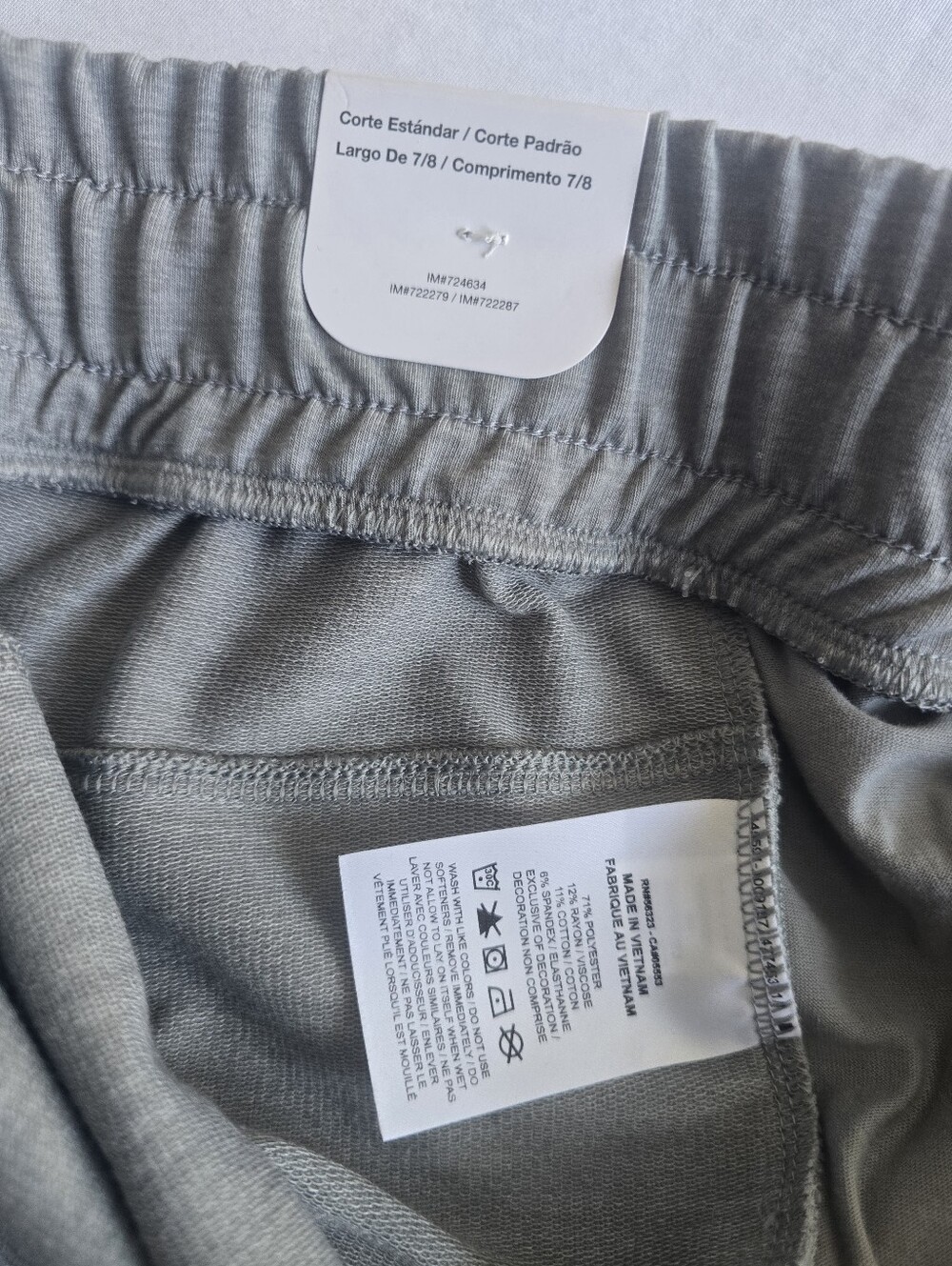 Nike Yoga DriFit Plus Size Women's Gray Training Jogger Capris 7/8 Length 3X - Picture 15 of 16